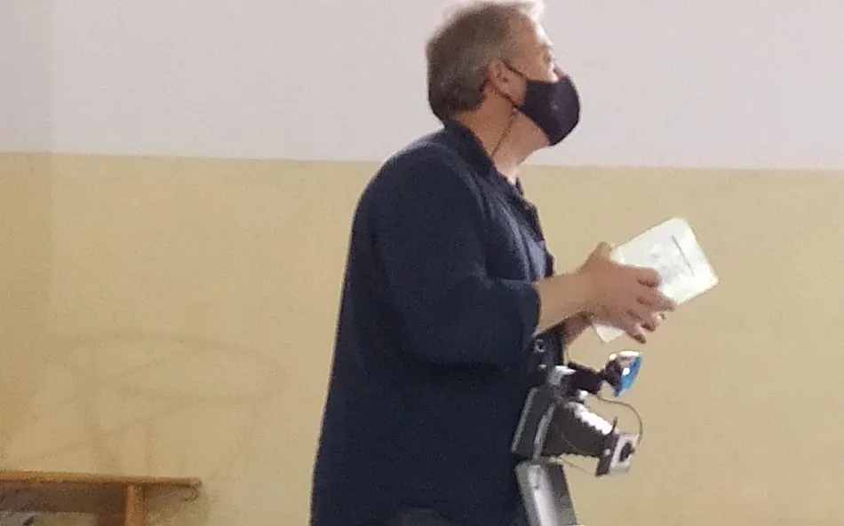 Foto 4 - Clase magistral del poeta Ra&uacute;l Vacas en el IES Campo Charro de La Fuente de San Esteban