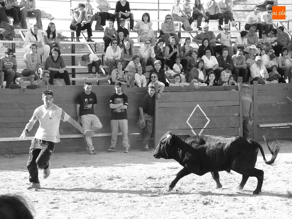 Las imágenes del festejo taurino corresponden al año 2004