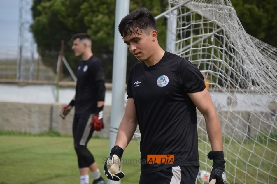 Foto 7 - Problemas en defensa: Casado no completa el entrenamiento del Salamanca UDS y Sep&uacute;lveda no sale al ...