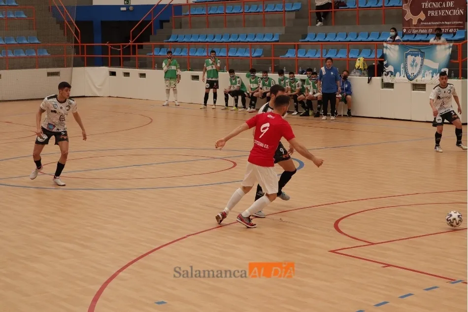 Foto 7 - Importante victoria del FS Salamanca Unionistas ante el Cistierna (6-1)  