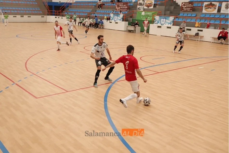Foto 6 - Importante victoria del FS Salamanca Unionistas ante el Cistierna (6-1)  
