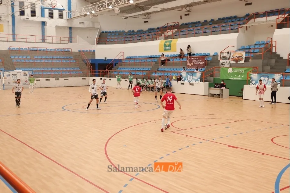 Foto 2 - Importante victoria del FS Salamanca Unionistas ante el Cistierna (6-1)  