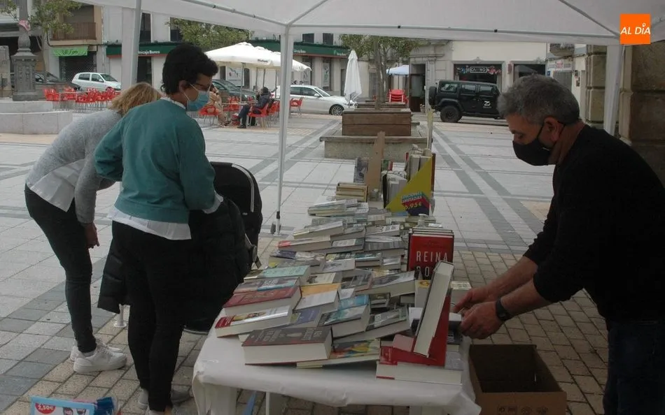 Foto 3 - La Imprenta de Vitigudino anima el D&iacute;a del Libro  