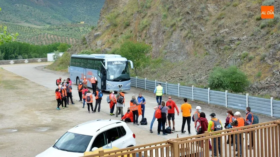 Foto 7 - El Camino de Hierro se estrena con notable &eacute;xito y la satisfacci&oacute;n de los primeros 300 senderistas