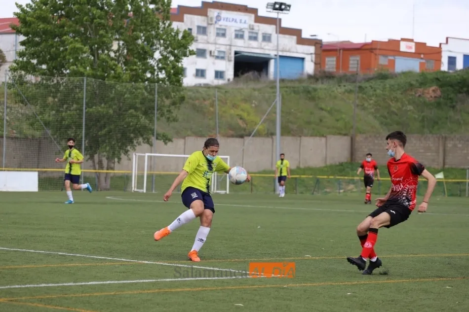 Foto 10 - Resultados, clasificaciones e im&aacute;genes del f&uacute;tbol base provincial