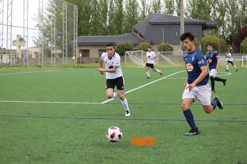 Foto 7 - Goleada del Salamanca UDS de Juvenil Regional al Villamayor (3-0)