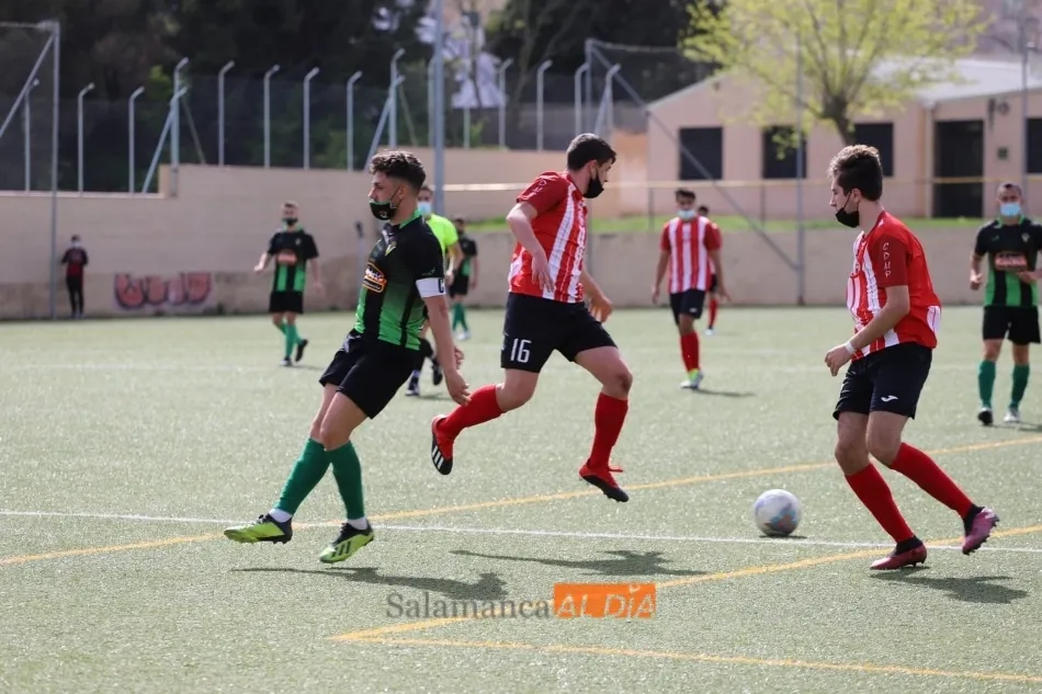 Foto 7 - La Provincial de Aficionados vive su segunda jornada de Liga con gran pasi&oacute;n en el verde