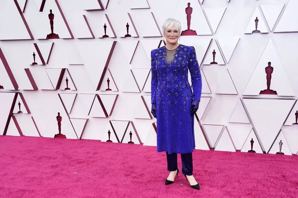Foto 8 - Las mejor vestidas de los Oscars 2021