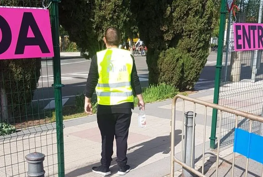 Foto 3 - El Ayuntamiento estudia ampliar los d&iacute;as con Rastro a los festivos en la capital