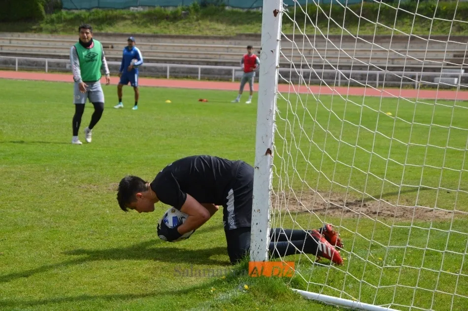 Foto 11 - El Salamanca UDS &lsquo;recupera&rsquo; a Javi Navas y Casado&hellip;&nbsp;pero no a Sep&uacute;lveda para el entrenamiento