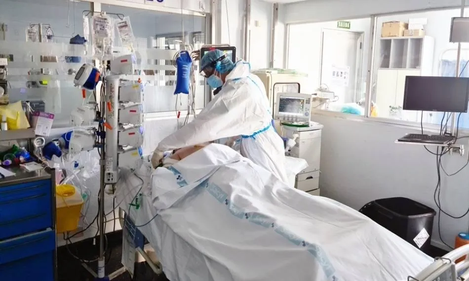 Paciente Covid-19 en una UCI