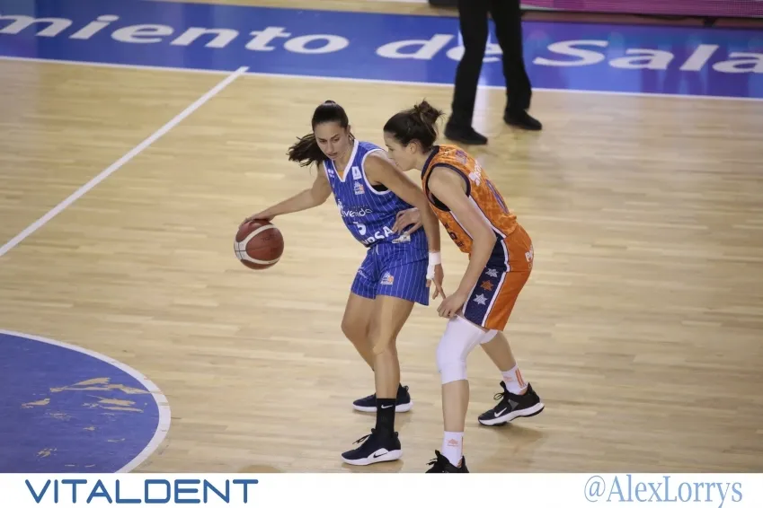 Maite Cazorla, en un duelo en casa / CB Avenida