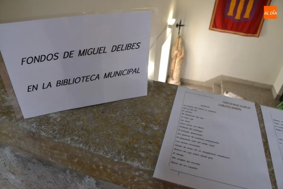 Foto 8 - La Biblioteca Municipal homenajea a Miguel Delibes con motivo del centenario de su nacimiento  