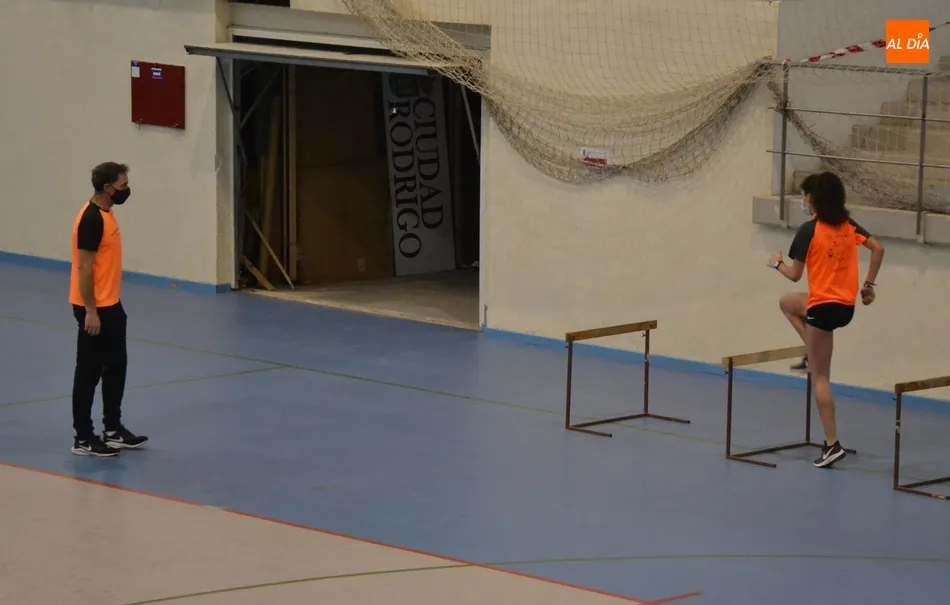 Foto 10 - Reanuda su actividad la Escuela de Atletismo de Ciudad Rodrigo coincidiendo con su 20&ordm; cumplea&ntilde;os ...