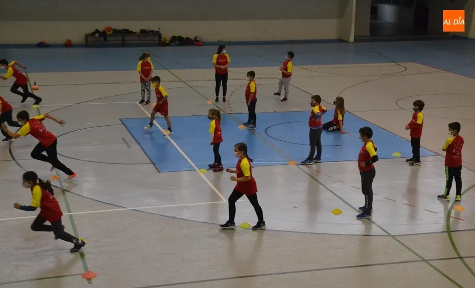 Foto 7 - Reanuda su actividad la Escuela de Atletismo de Ciudad Rodrigo coincidiendo con su 20&ordm; cumplea&ntilde;os ...