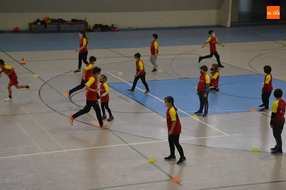 Foto 5 - Reanuda su actividad la Escuela de Atletismo de Ciudad Rodrigo coincidiendo con su 20&ordm; cumplea&ntilde;os ...