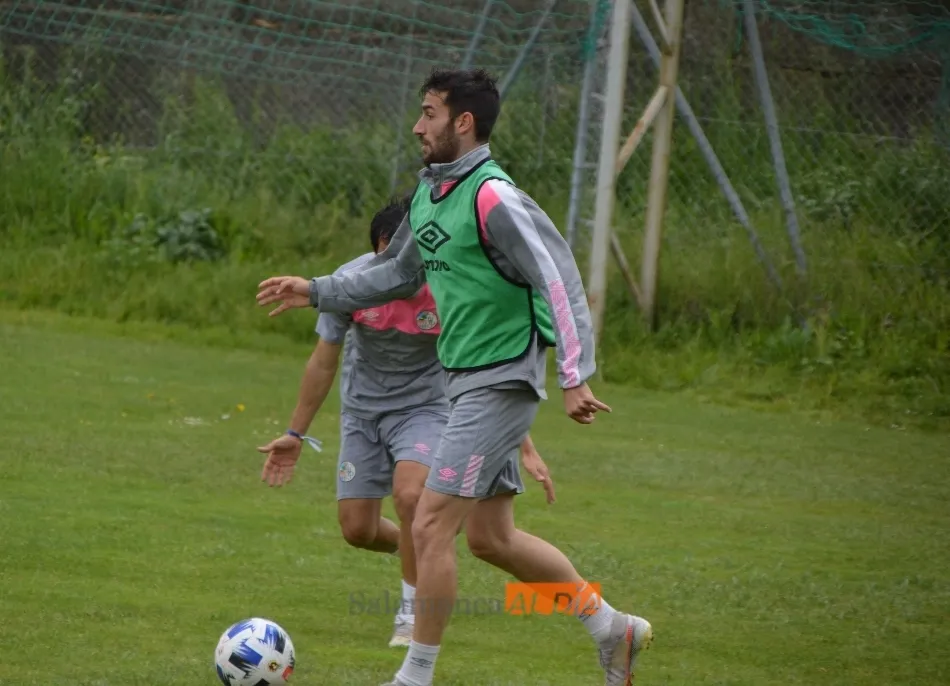 Foto 5 - Javi Navas ya est&aacute; casi listo; Casado mejora y Sep&uacute;lveda sale al campo y sigue al margen en el...