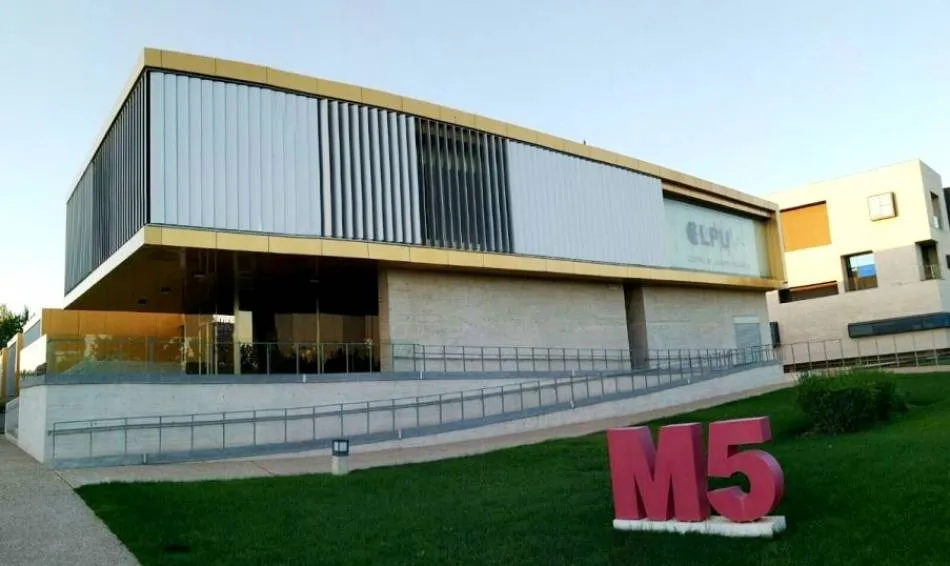 El Centro de Láseres Pulsados (CLPU), ubicado en el Parque Científico de la Universidad de Salamanca (USAL), en Villamayor