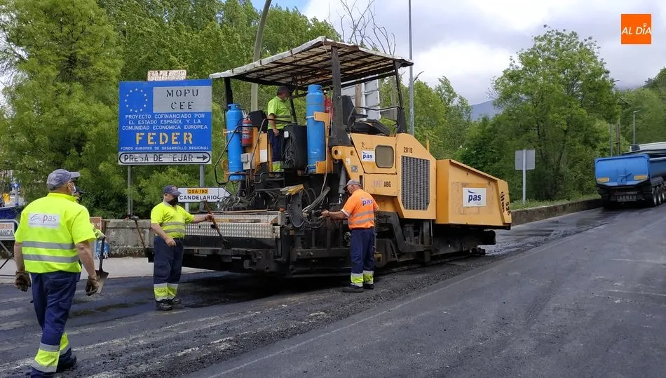 Asfaltado de la carretera de Béjar a Candelario