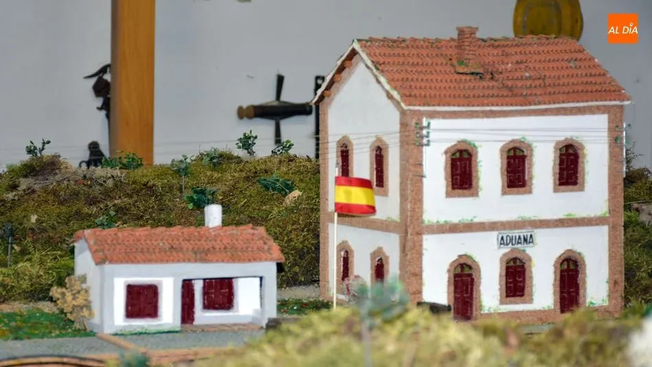 Foto 7 - La maqueta de la v&iacute;a f&eacute;rrea La Fuente de San Esteban-Barca se podr&aacute; visitar desde el d&iacute;a 1 de...