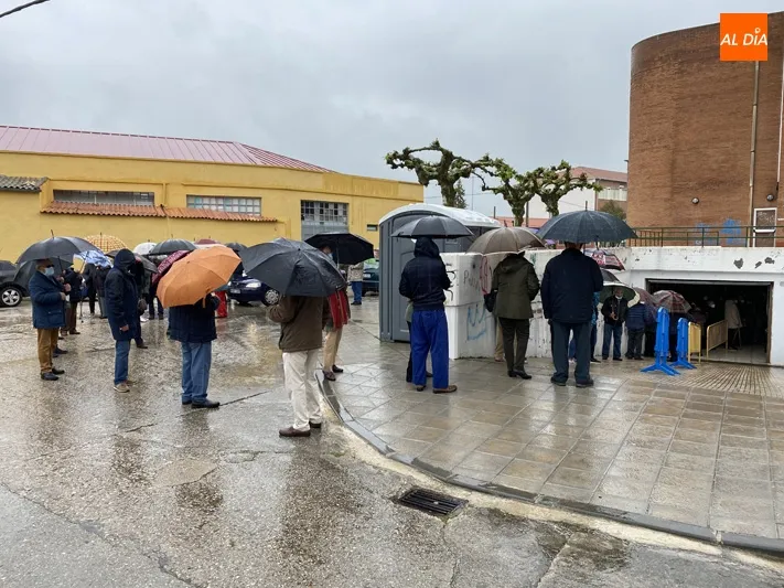 Foto 6 - Administradas 900 vacunas a la poblaci&oacute;n de 70 a 76 a&ntilde;os de la zona b&aacute;sica de salud de...