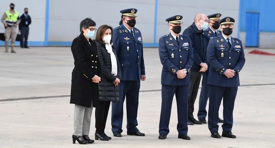 Foto 2 - Llegan a Espa&ntilde;a los restos mortales del reportero salmantino Roberto Fraile y su compa&ntilde;ero David...