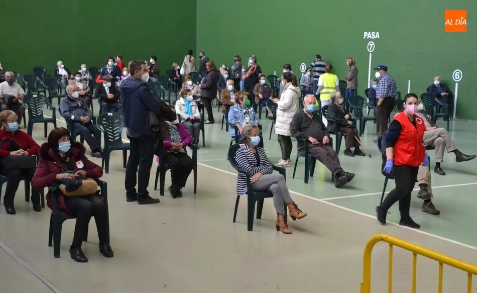 Foto 10 - Se completa la vacunaci&oacute;n de los mayores de 80 a 89 a&ntilde;os de la Zona B&aacute;sica de Ciudad Rodrigo  
