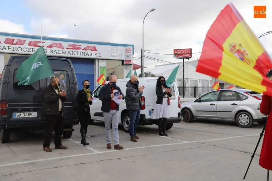 Foto 4 - La caravana salmantina de Vox marcha por el D&iacute;a del Trabajador