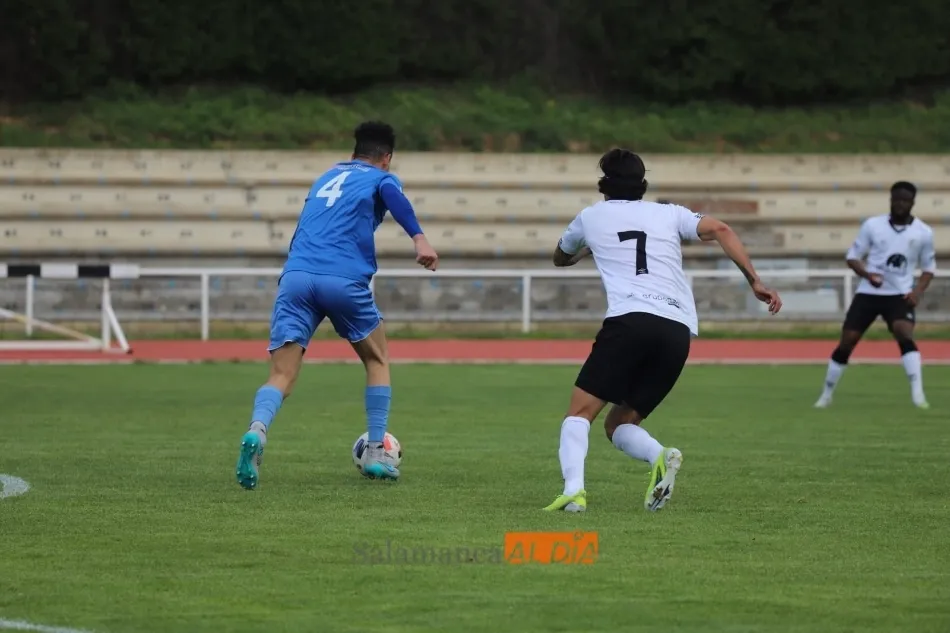 Foto 11 - Ibra Keita y Motos lanzan al Salamanca UDS &lsquo;B&rsquo; hacia la permanencia con un triunfo clave ante...