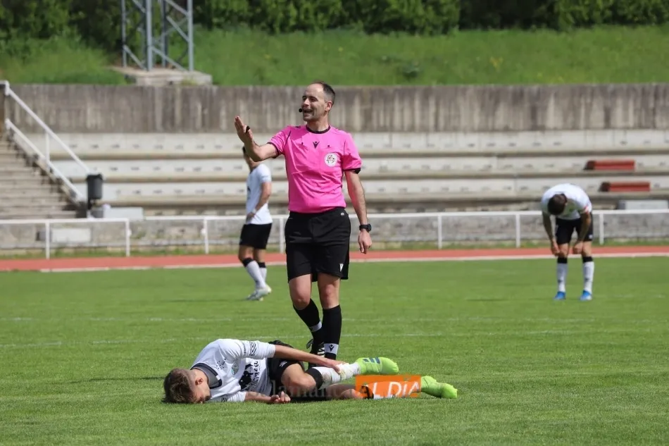 Foto 4 - Ibra Keita y Motos lanzan al Salamanca UDS &lsquo;B&rsquo; hacia la permanencia con un triunfo clave ante...