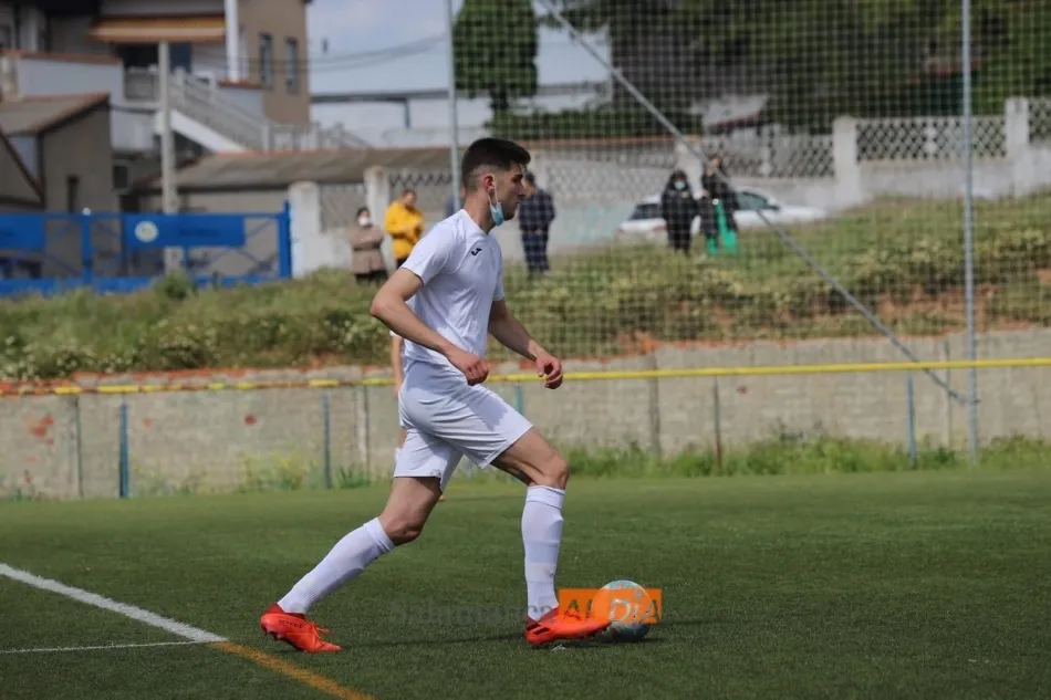 Foto 9 - Mucha emoci&oacute;n en la tercera jornada de Liga en la Provincial de Aficionados&nbsp;