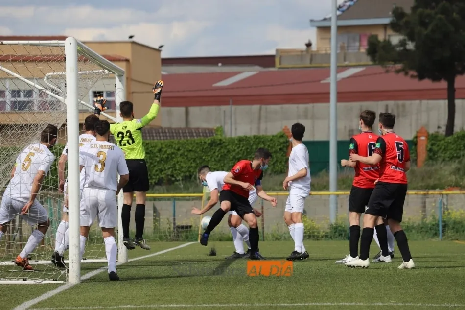 Foto 6 - Mucha emoci&oacute;n en la tercera jornada de Liga en la Provincial de Aficionados&nbsp;