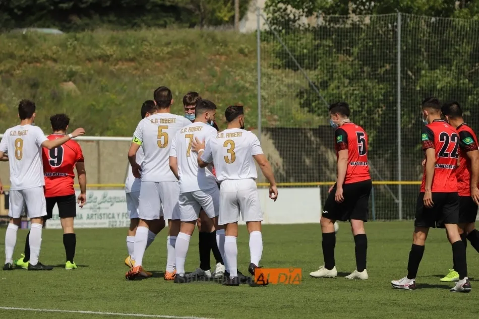 Foto 3 - Mucha emoci&oacute;n en la tercera jornada de Liga en la Provincial de Aficionados&nbsp;