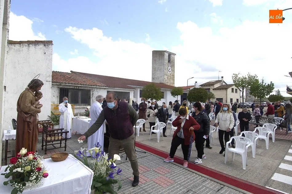 Foto 7 - Celebraci&oacute;n &iacute;ntima de San Jos&eacute; Obrero en Ivanrey
