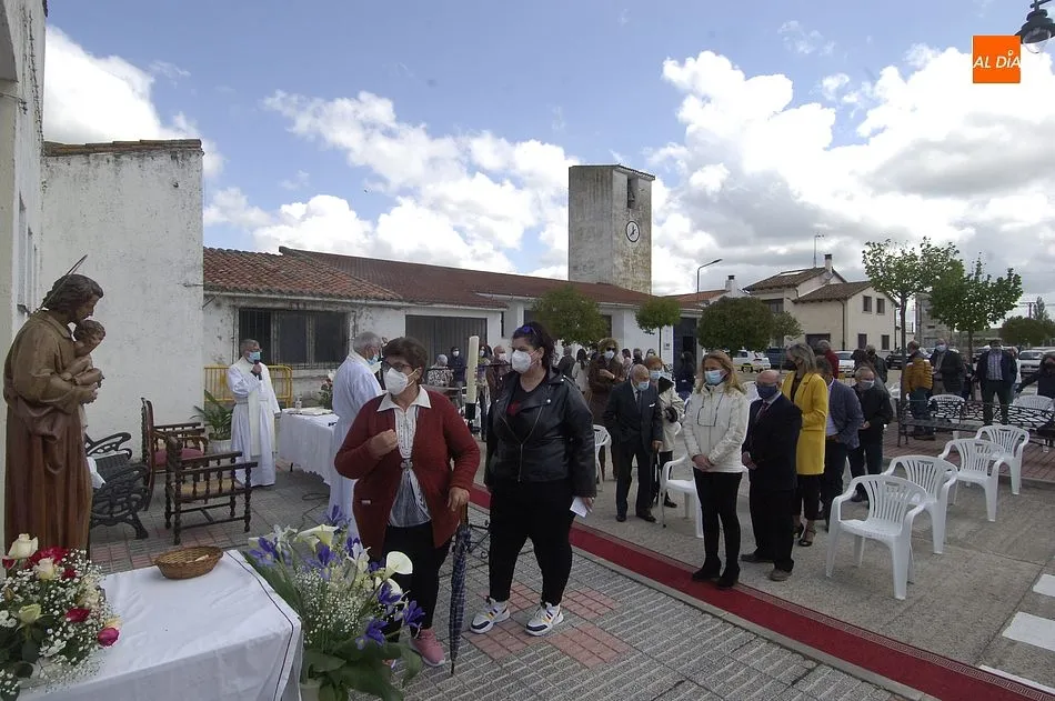 Foto 2 - Celebraci&oacute;n &iacute;ntima de San Jos&eacute; Obrero en Ivanrey