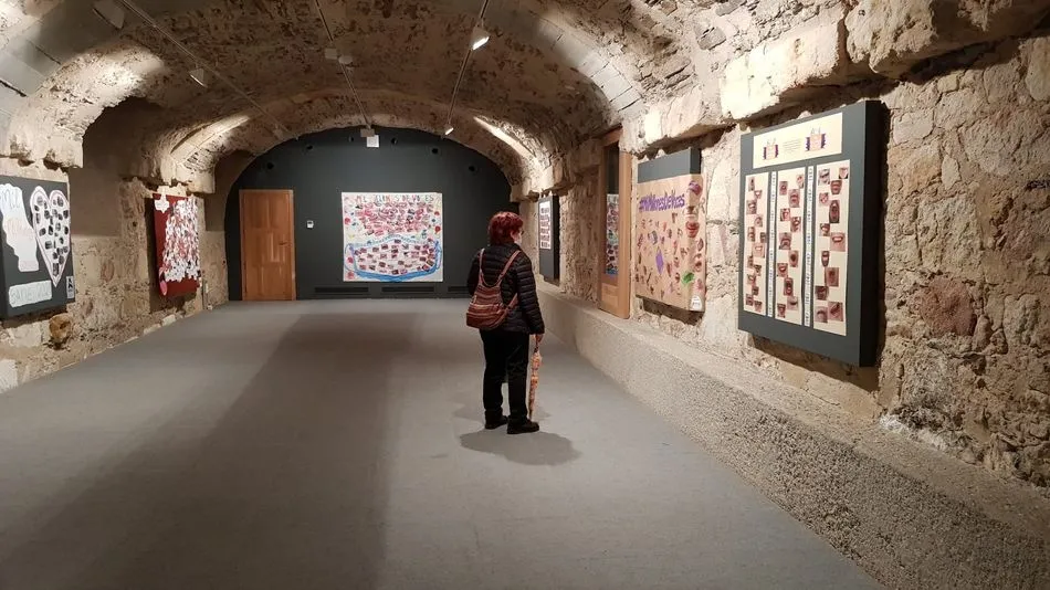 Entreculturas en Salamanca ofrece la exposición de obras por el Derecho a la Educación