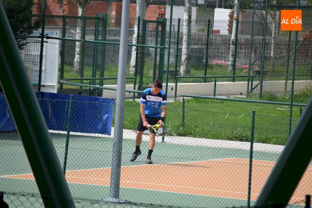 Foto 11 - El Club Tenis Alba de Tormes se queda a las puertas de ascender a Segunda Divisi&oacute;n