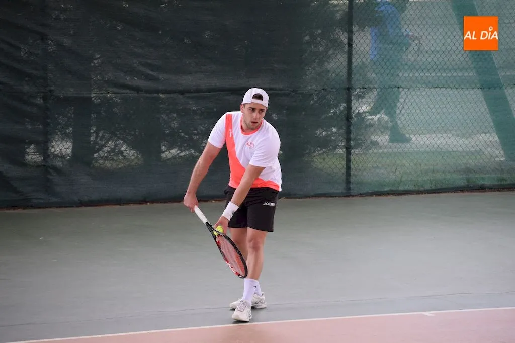 Foto 8 - El Club Tenis Alba de Tormes se queda a las puertas de ascender a Segunda Divisi&oacute;n