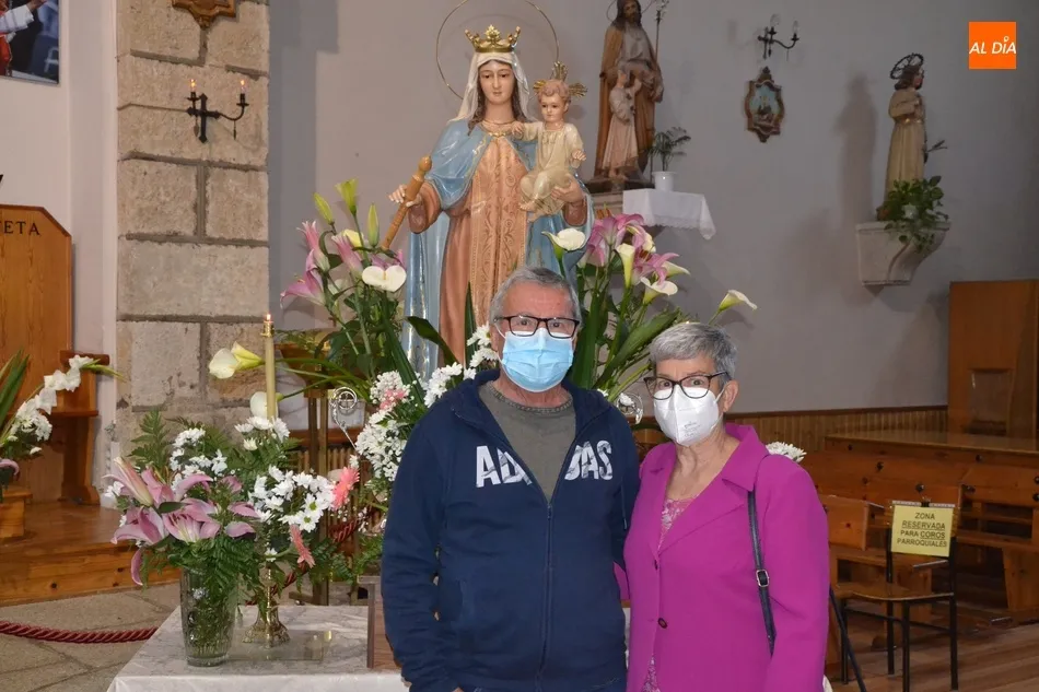 Foto 11 - La Parroquia de San Crist&oacute;bal honra a la Virgen de los Remedios aunque sin poderla procesionar  