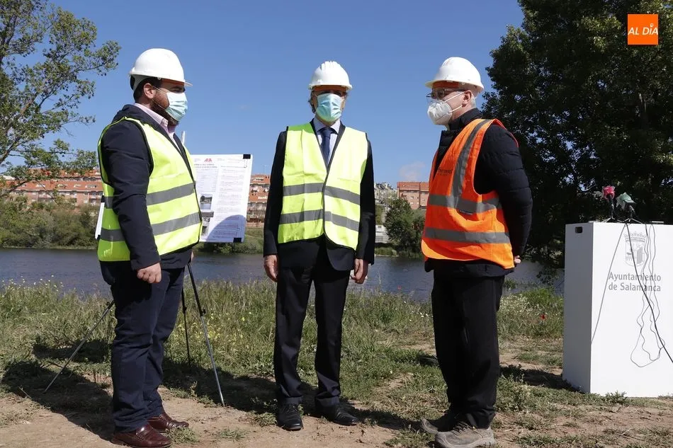 Foto 7 - En junio se instalar&aacute; la estructura de la nueva pasarela sobre el r&iacute;o entre Huerta Otea y los...