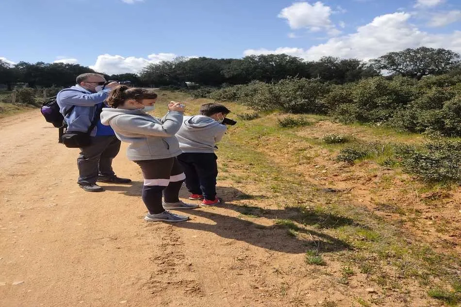 Foto 6 - Una treintena de participantes en el Rally Fotogr&aacute;fico en la Naturaleza de Terradillos