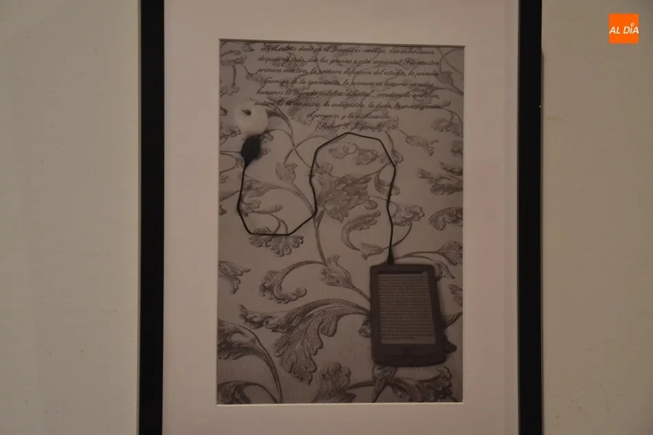 Foto 5 - El IES Fray Diego monta una exposici&oacute;n en la Casa de la Cultura con un fin solidario  