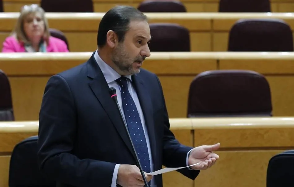 El ministro de Transportes, Movilidad y Agenda Urbana, José Luis Ábalos