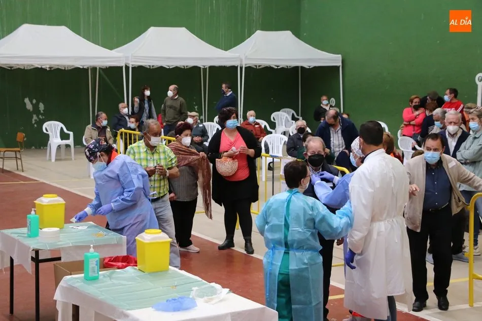 Foto 4 - Vitigudino acoger&aacute; el pr&oacute;ximo jueves 6 de mayo doble jornada de vacunaci&oacute;n con sesiones de...