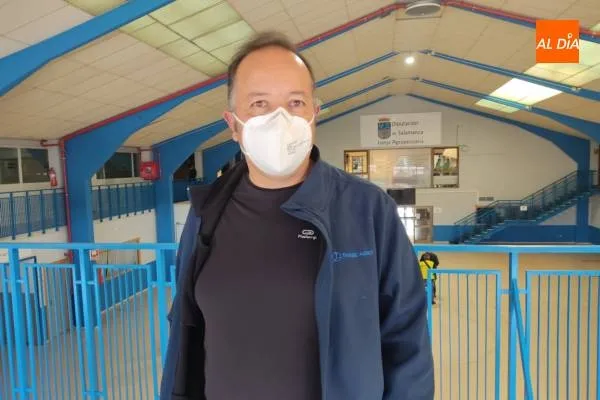 Alberto Pérez, agricultor de Gomecello. | Jorge Holguera