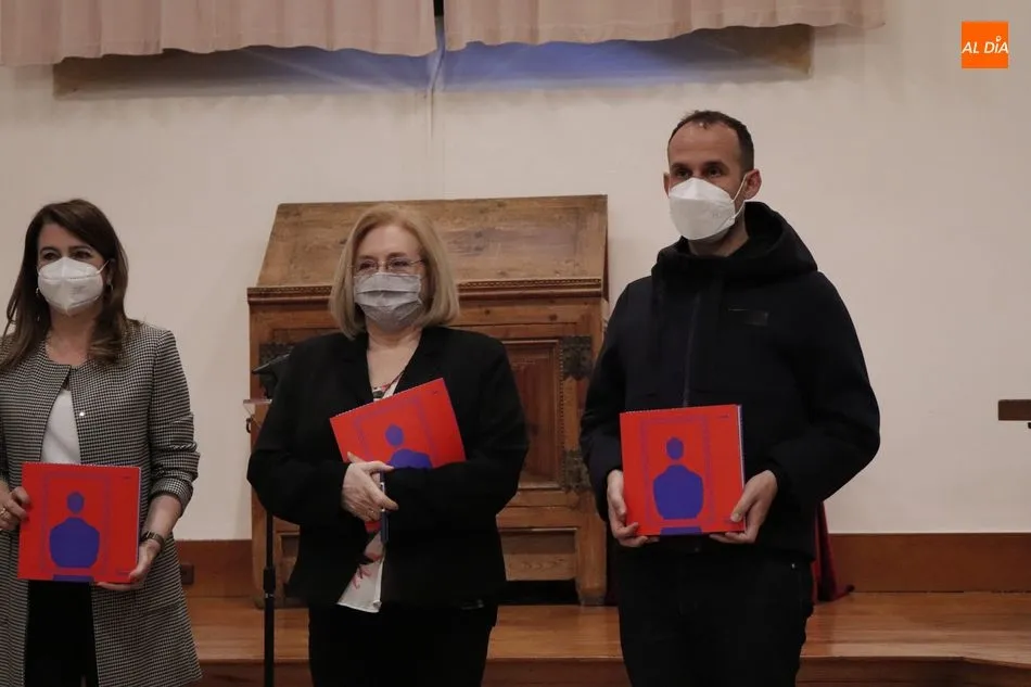 Foto 2 - El DA2 acoge la expoxi&oacute;n con las mejores obras de la&nbsp; XXIV edici&oacute;n de los Premios San Marcos