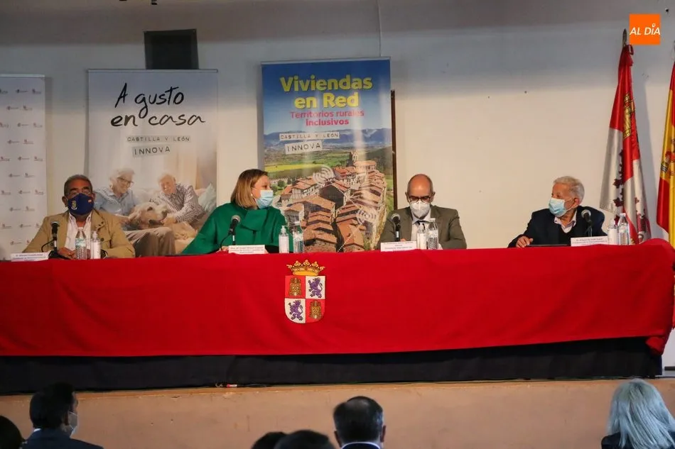 Foto 8 - La Junta y las mancomunidades de Vitigudino y Cabeza de Horno pondr&aacute;n en marcha un proyecto de...