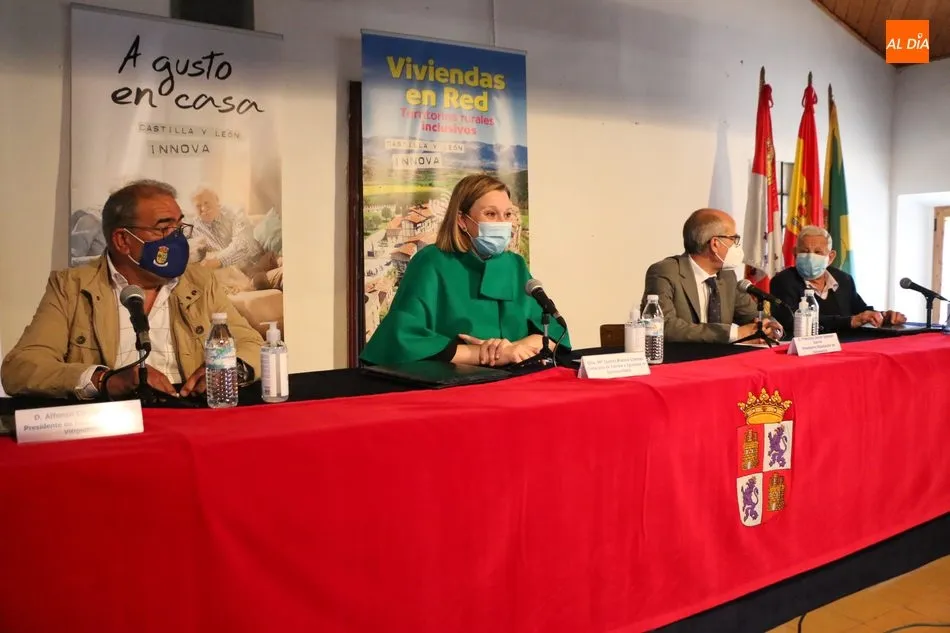 Foto 5 - La Junta y las mancomunidades de Vitigudino y Cabeza de Horno pondr&aacute;n en marcha un proyecto de...