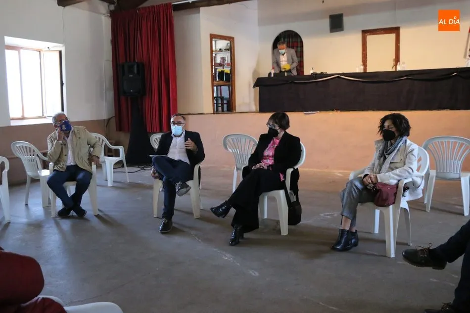 Foto 2 - La Junta y las mancomunidades de Vitigudino y Cabeza de Horno pondr&aacute;n en marcha un proyecto de...