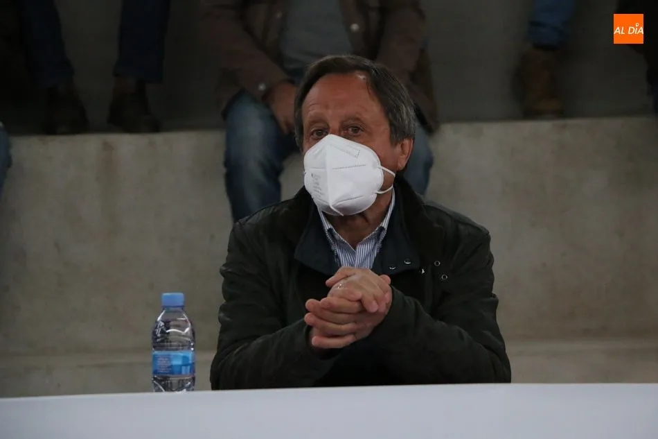 Foto 10 - Los ganaderos de la zona de Vitigudino piden la mediaci&oacute;n de Ma&ntilde;ueco en el conflicto por la...